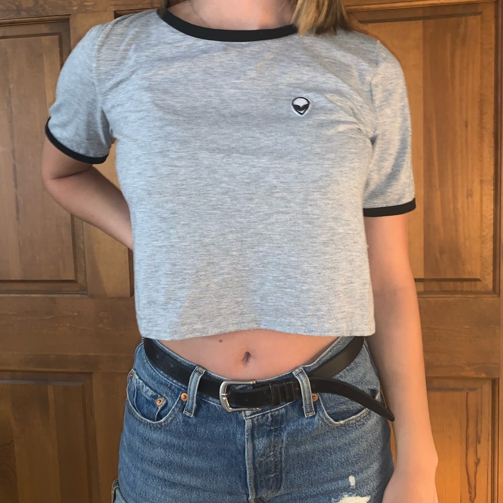 Alien tumblr crop top